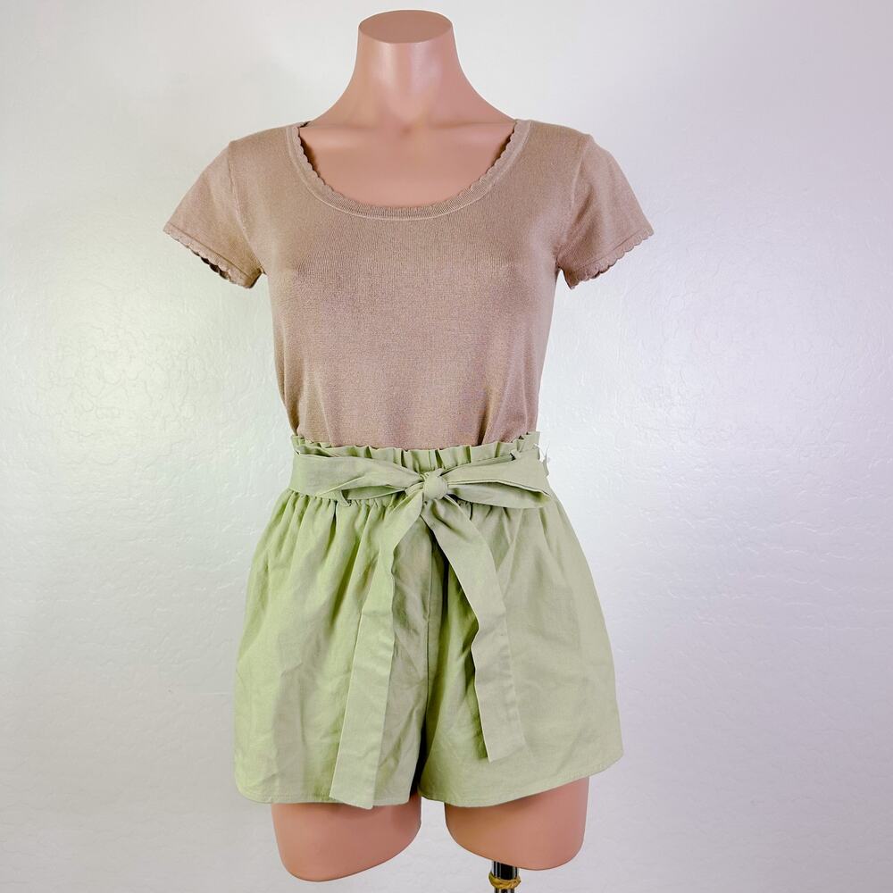 Lulu's Linen Belt Loops Tie Elastic Waist Paperbag Shorts Green Size XS NEW